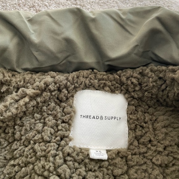 Thread & Supply Puffer - Picture 3 of 5